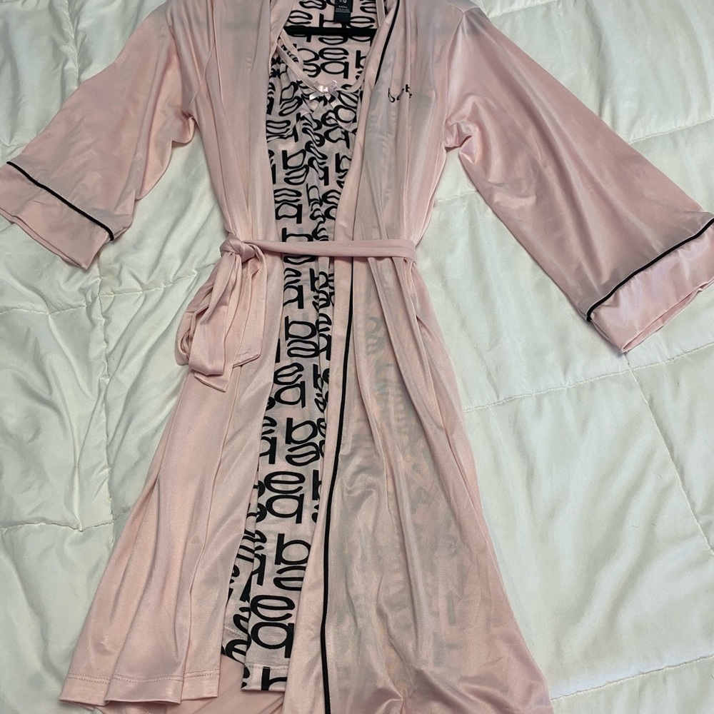 Night gown and robe